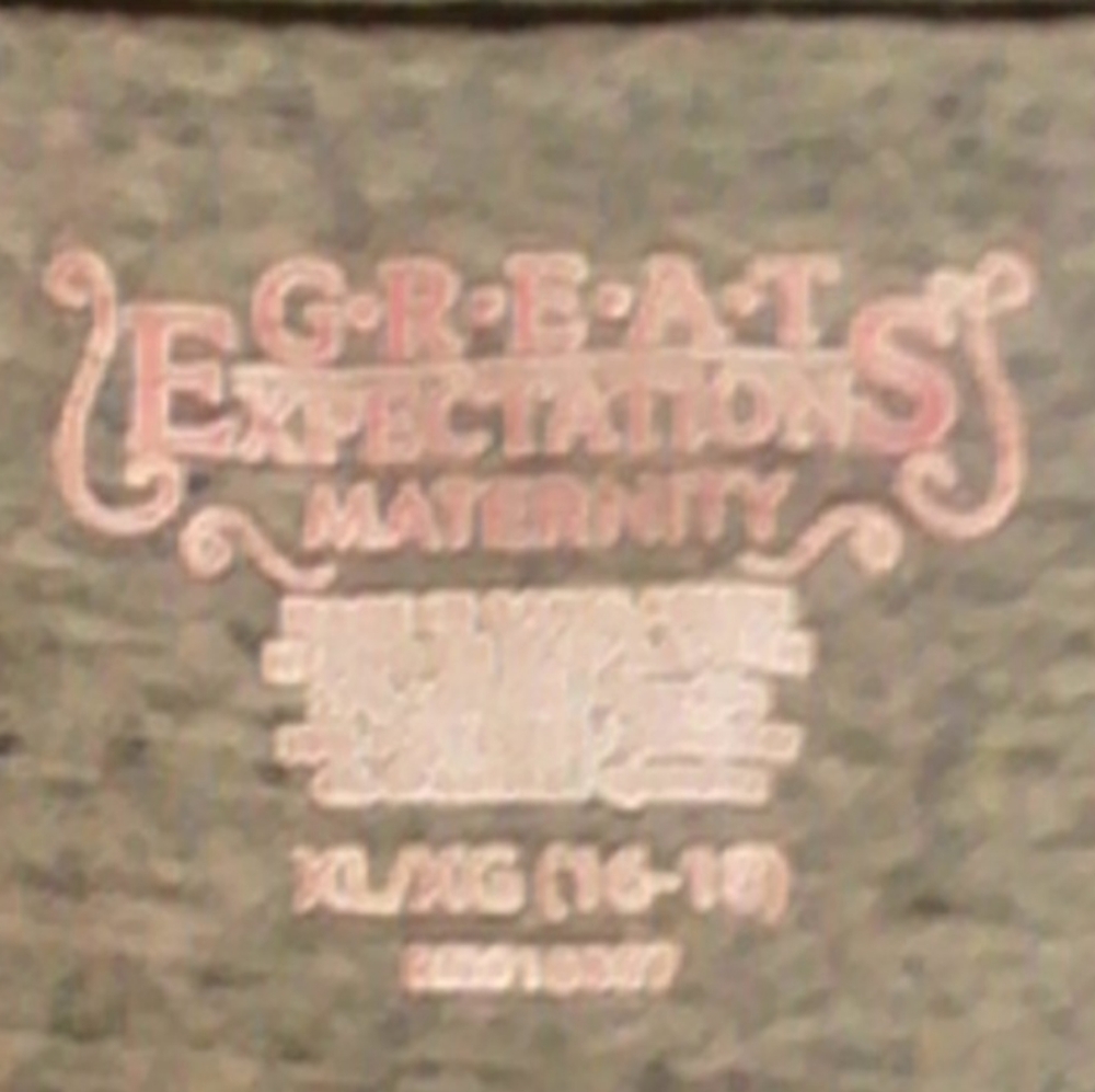 🍼👣GREAT EXPECTATIONS Maternity T Shirt